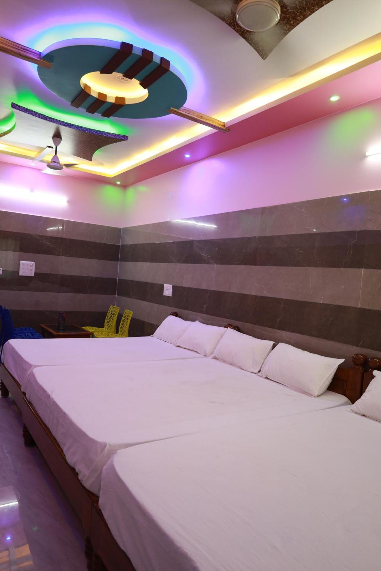 Hotel Rv Residency Wodapatti Exteriér fotografie